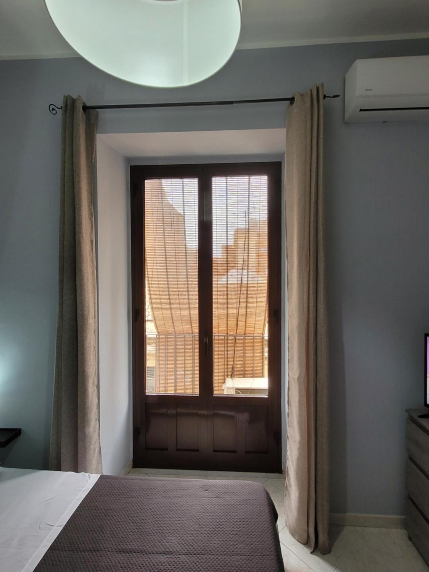 شقة Caronda Etnea House كاتانيا المظهر الخارجي الصورة
